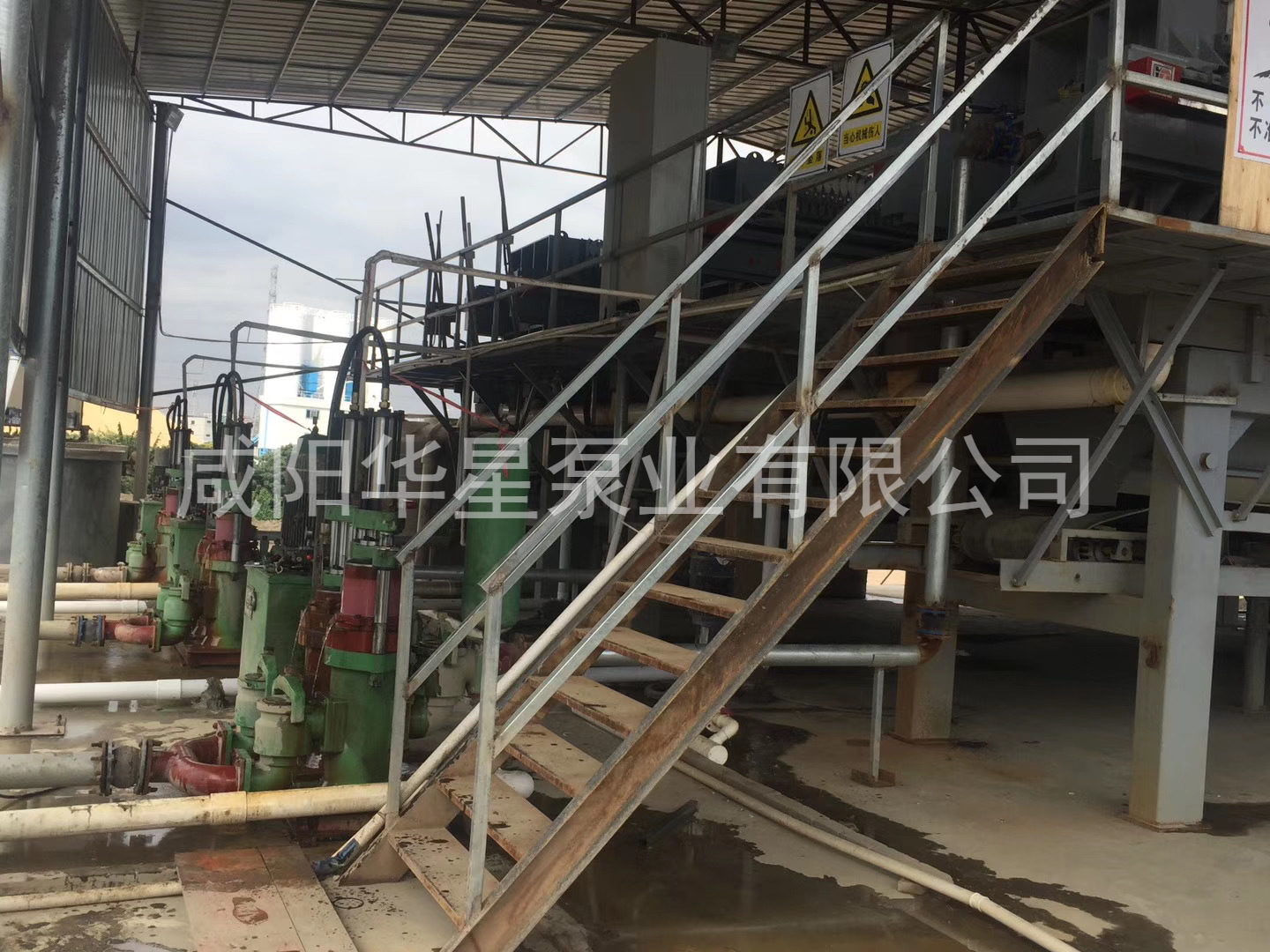 壓濾機(jī)入料泵結(jié)構(gòu)簡(jiǎn)單、易維修、結(jié)構(gòu)設(shè)計(jì)